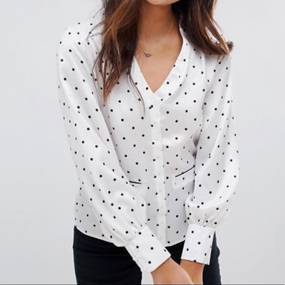 White/black polka dot blouse